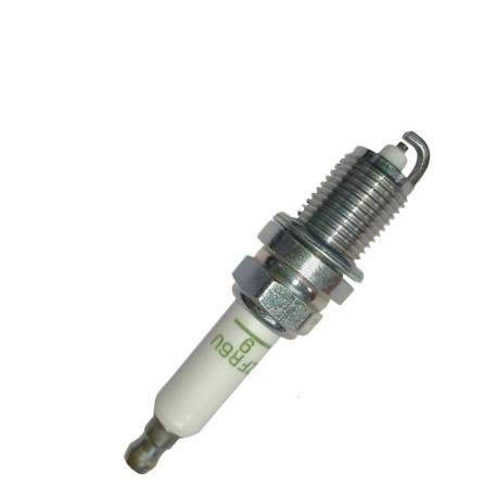 BUJIAS NGK COBRE (90318) (ZFR6U-9) MISMAS APLICACIONES (3131-3132)